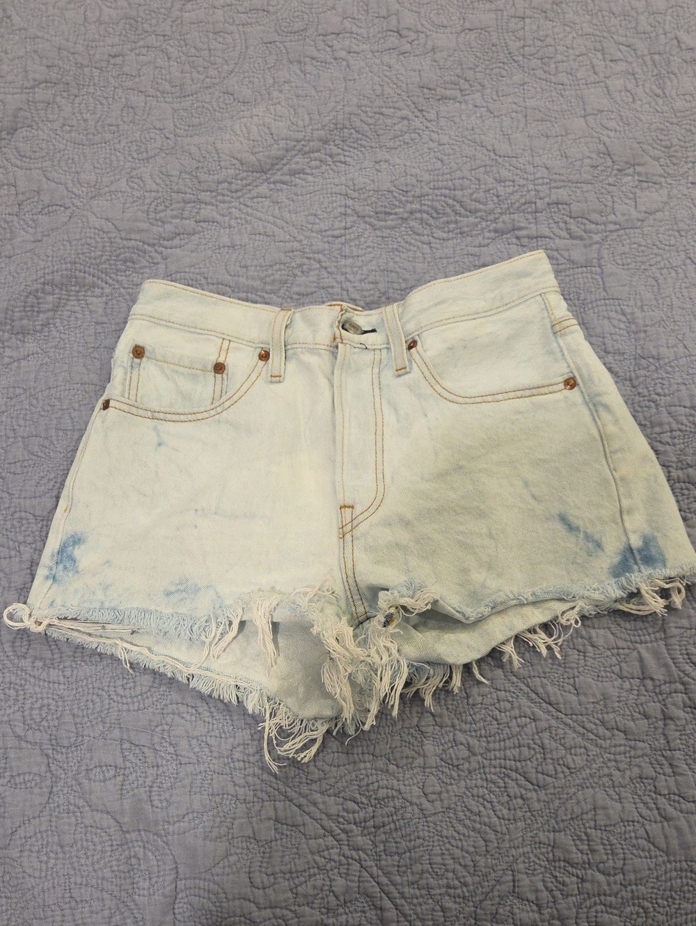 Levi's Light Blue Tie-Dye Denim Cutoff Shorts - Women Size 27!